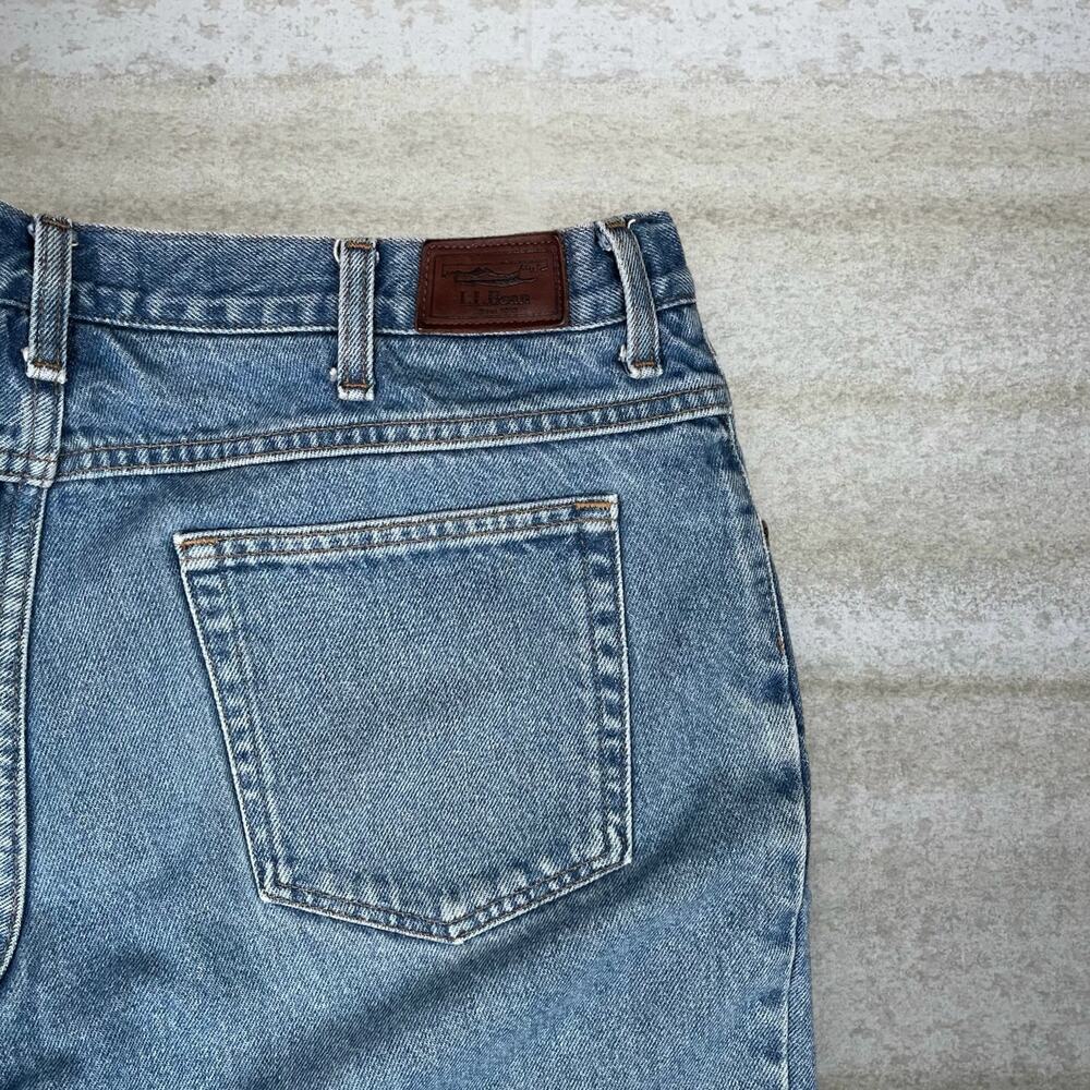 Vintage Y2K LL Bean Jeans 36x30 Baggy Wide Leg Light Wash Denim Leather Logo - Picture 3 of 4